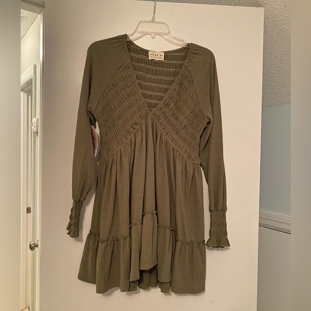 Dress Up New With Tags Green Casual Dress